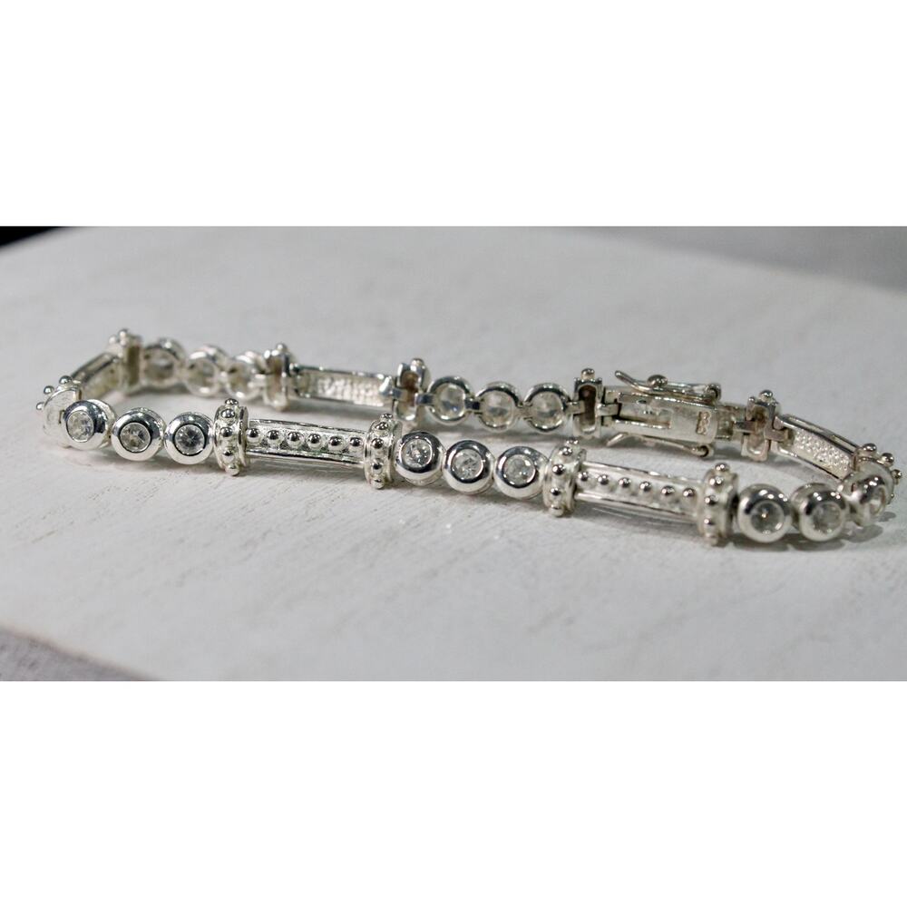 Vintage Women's Sterling Silver 925 & Cubic Zirconia CZ Tennis Bracelet - Picture 8 of 10